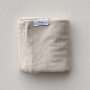 Solly Baby Swaddle Oat Dot